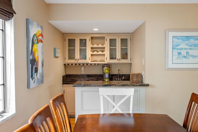 Building Photo - 4850A - Mandalay Shores/ Oxnard/ 5 bedroom...