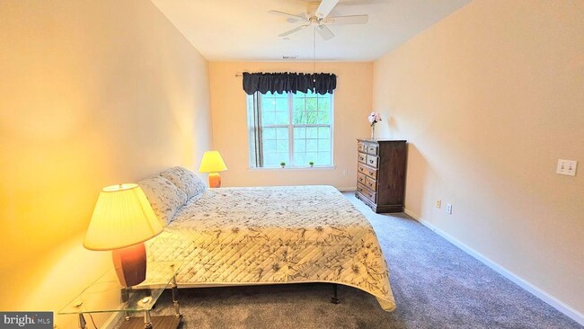 Building Photo - 1309 Colts Cir