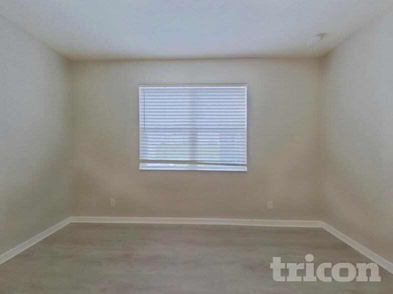 Building Photo - 6317 Domenico Ct