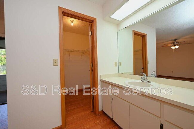 Building Photo - 848 Mikasuki Dr