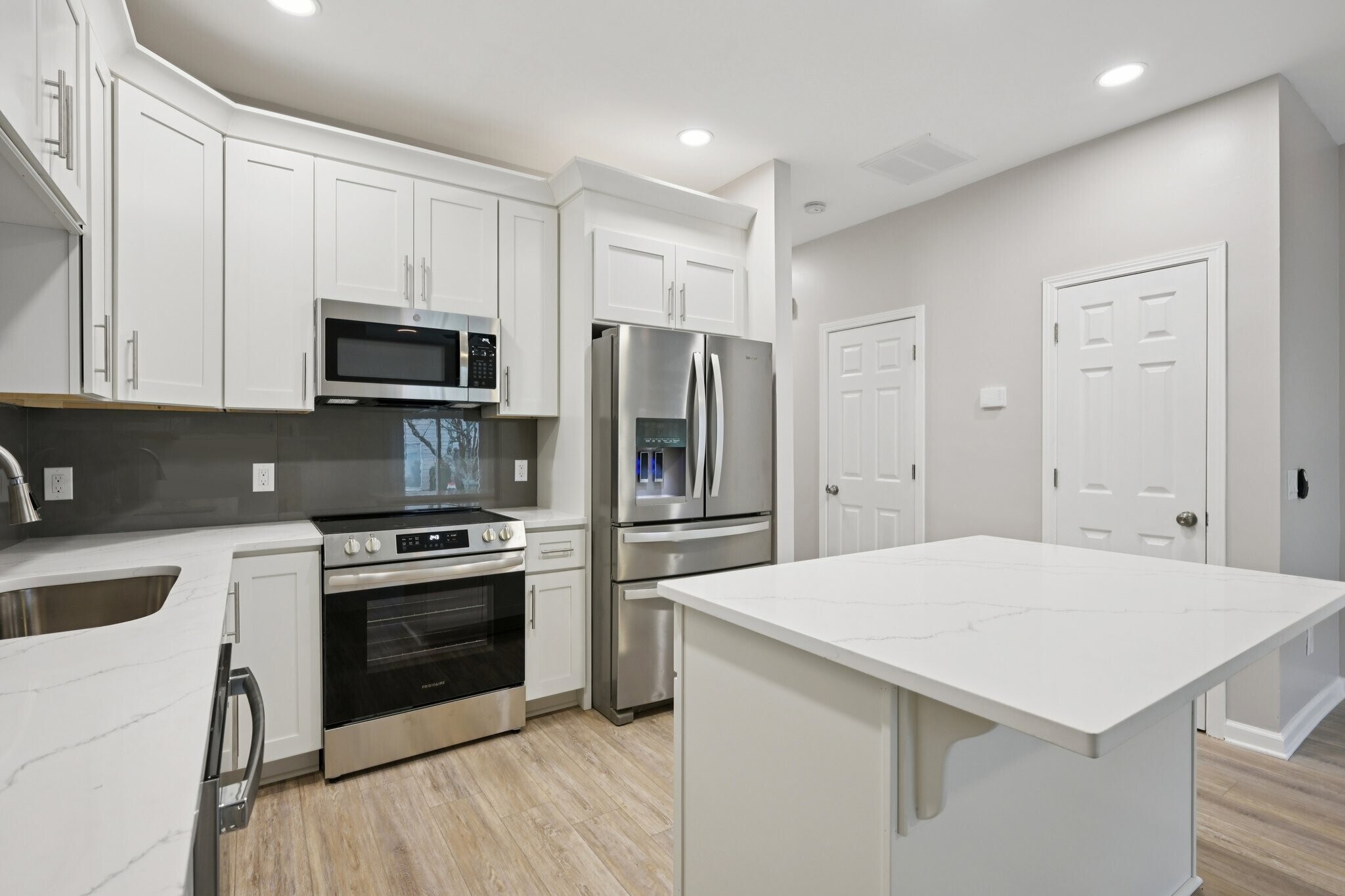 Kitchen - 585 McWilliams Road