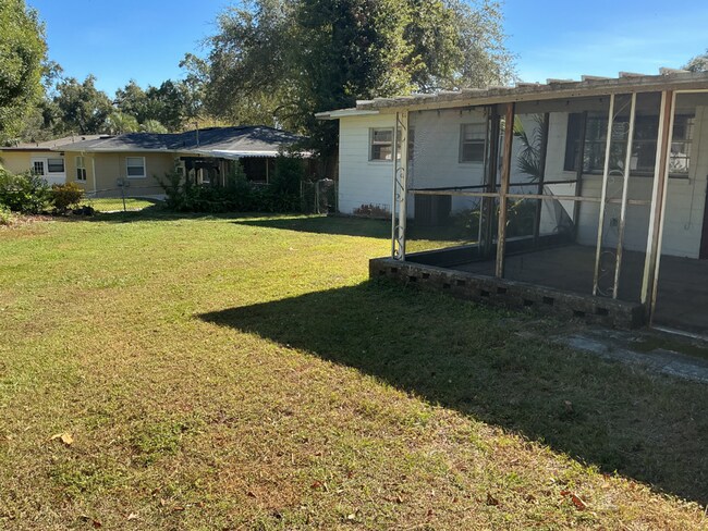 Building Photo - Spacious 3-Bed Home in Cleveland Heights