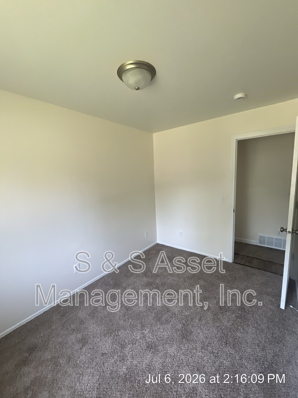 Building Photo - 3324 Danbury Crossroad St