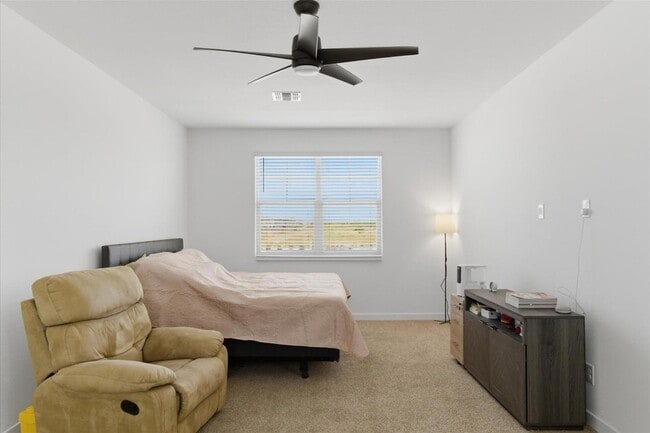 Building Photo - 5935 S Coyote Canyon