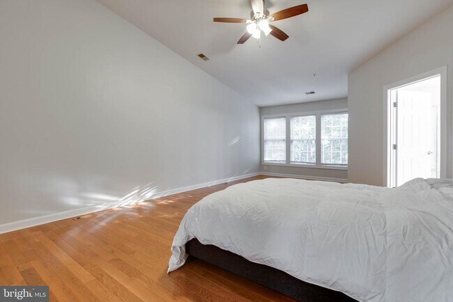 Building Photo - 1506 Penzance Way