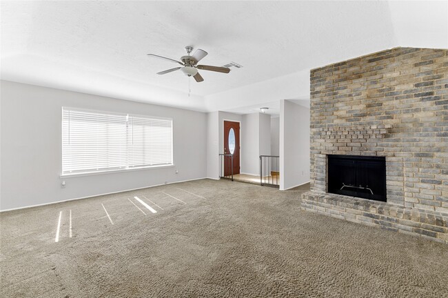 Building Photo - 442 N Compass Rose Cir