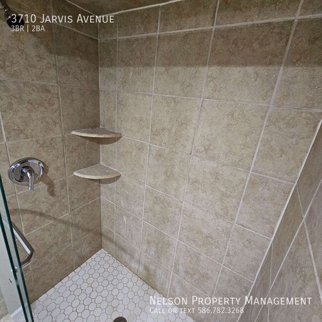 Building Photo - 3710 Jarvis Ave