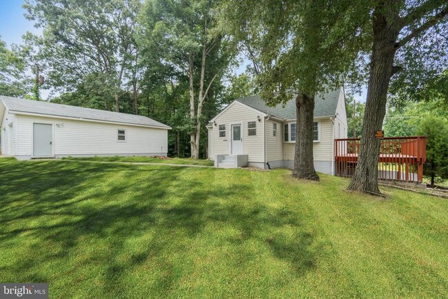 Building Photo - 45629 Frank Hayden Ln