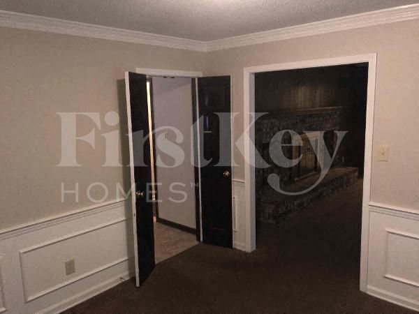 Building Photo - 5011 Autumnwood Dr