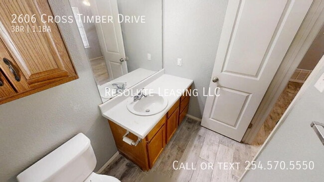 Building Photo - 2606 Cross Timber Dr