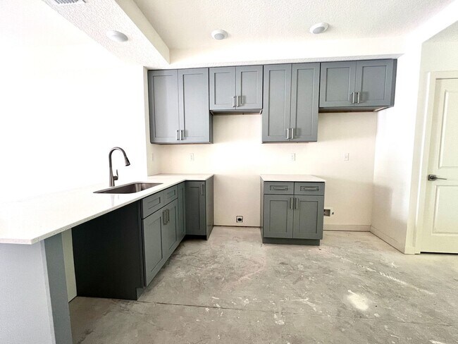Building Photo - NEW CONSTRUCTION!