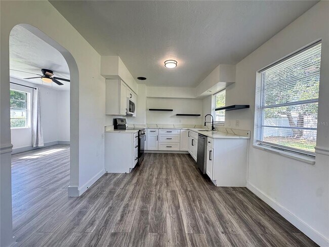 Building Photo - 2653 Trinidad St