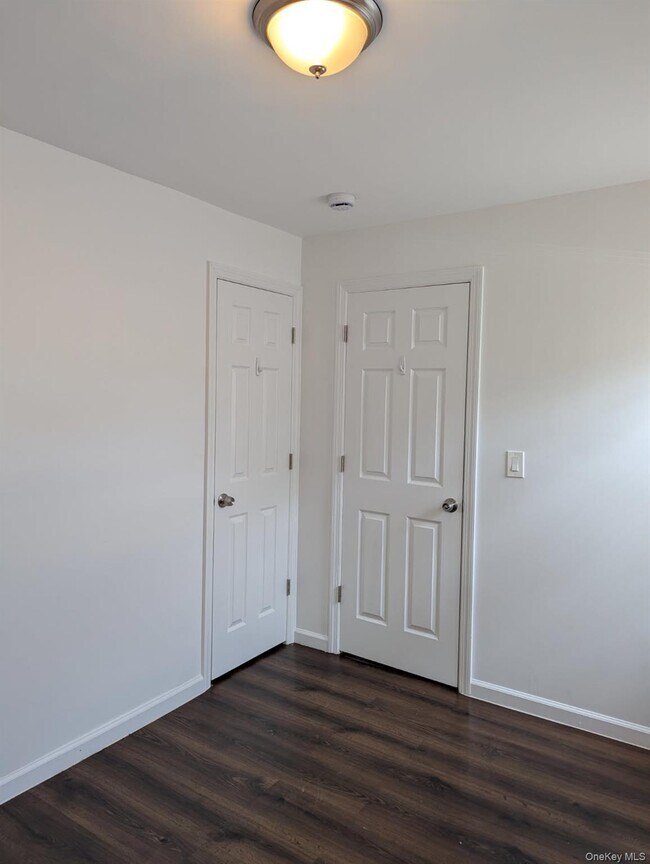 Building Photo - 9 C Hemlock Dr