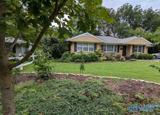 Primary Photo - 2222 Matthews St SE