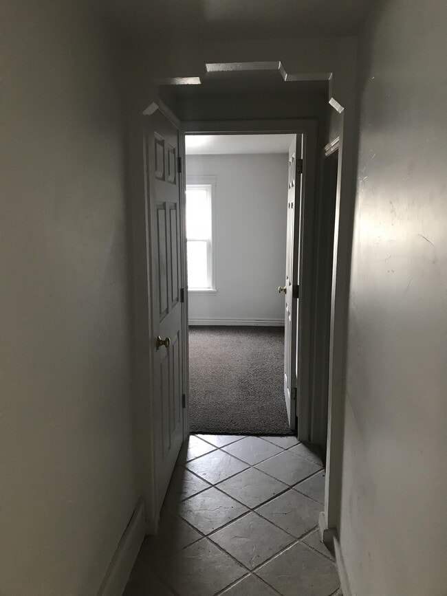 Building Photo - 244 S 1135 W