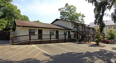 Building Photo - Arrowhead Apartments