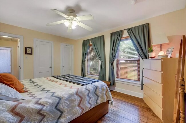 Building Photo - Discover Your Austin Oasis: Revitalized Bungalow with Hardwood Floors and Entertainer's Deck!