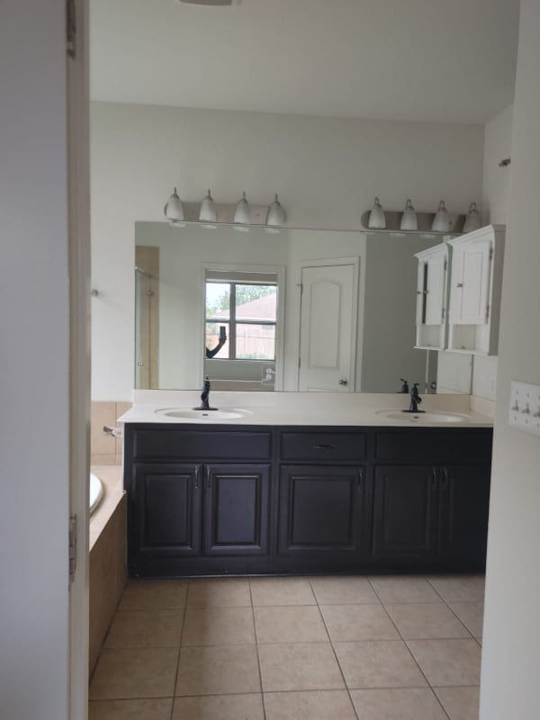 Building Photo - 1097 Violet Ln