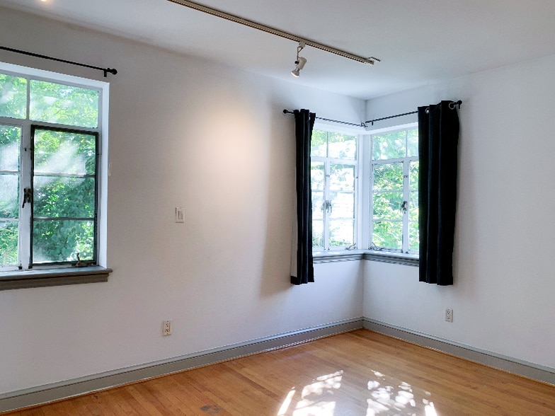 Building Photo - 3451 17th St NW