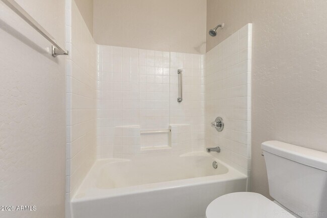 Building Photo - 5665 W Laurie Ln