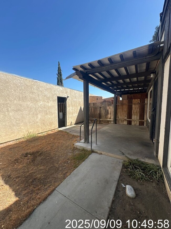 Building Photo - 3608 Sampson Ct