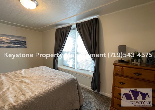 Building Photo - Pueblo West Beauty! Modular Home 3 Bedroom...
