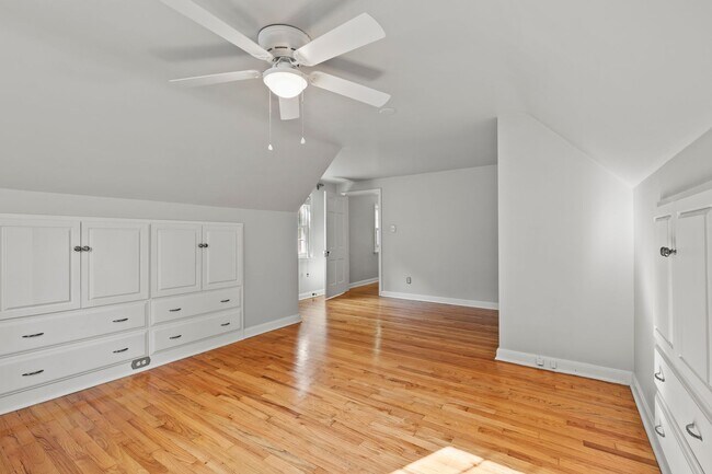 Building Photo - 181 Amazon Pl