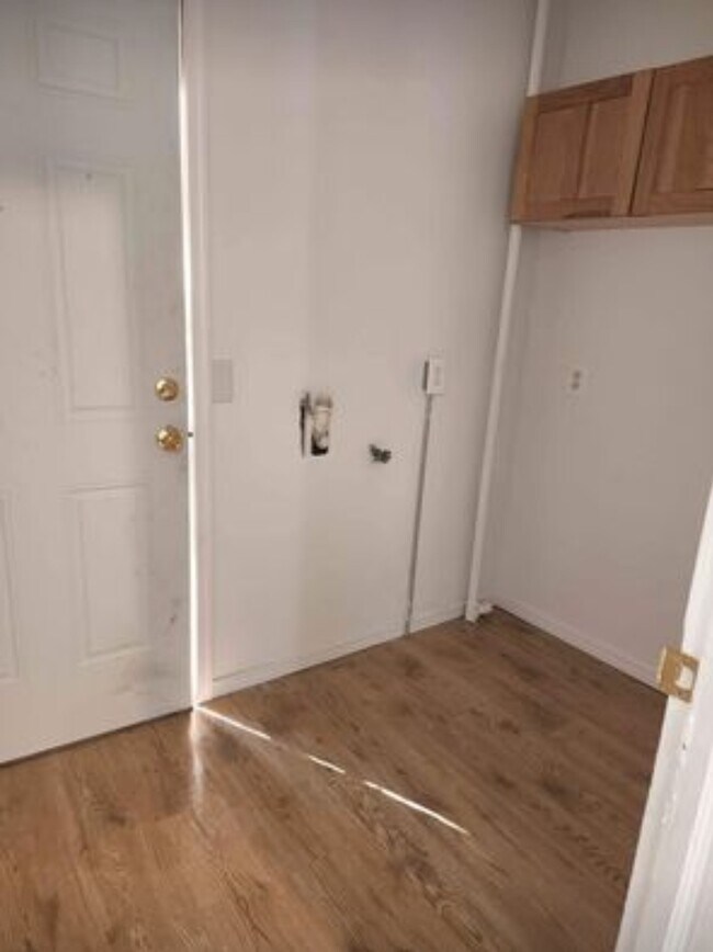 Building Photo - 103 Terrace St