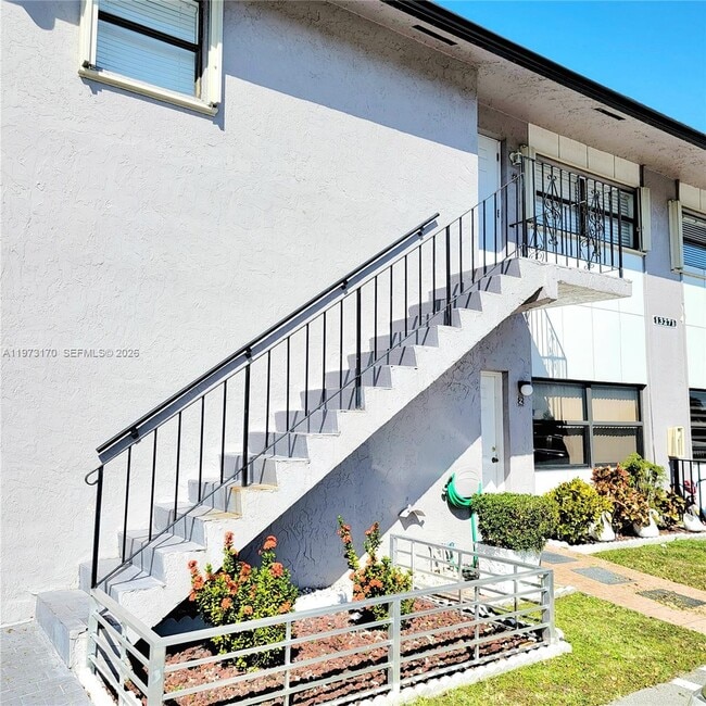 Building Photo - 13271 SW 17th Ln