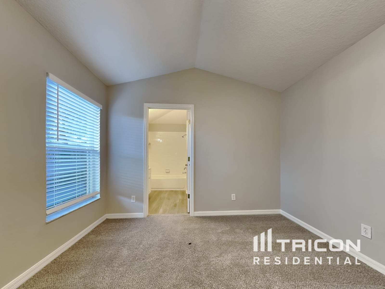 Building Photo - 11101 Robin Lake Ct