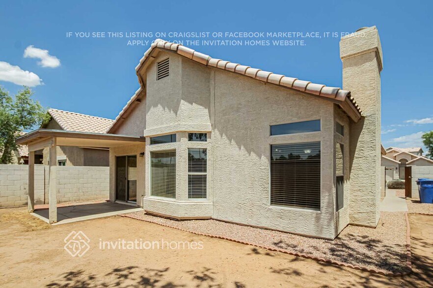 Building Photo - 257 W Amoroso Dr