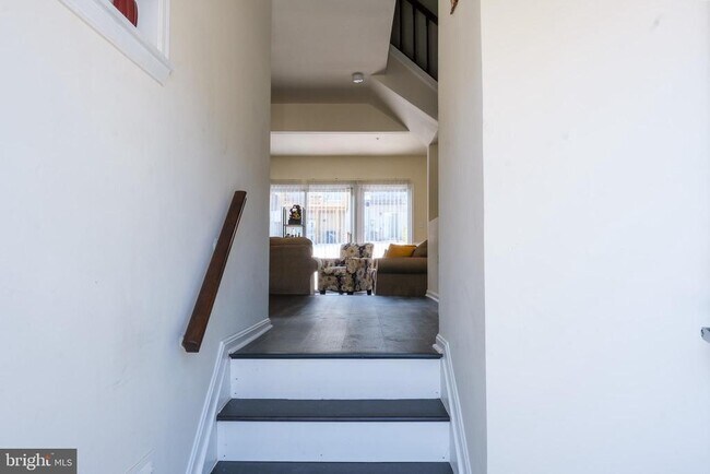 Building Photo - 37 Joyceton Way