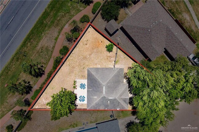 Building Photo - 16 San Esteban Ct