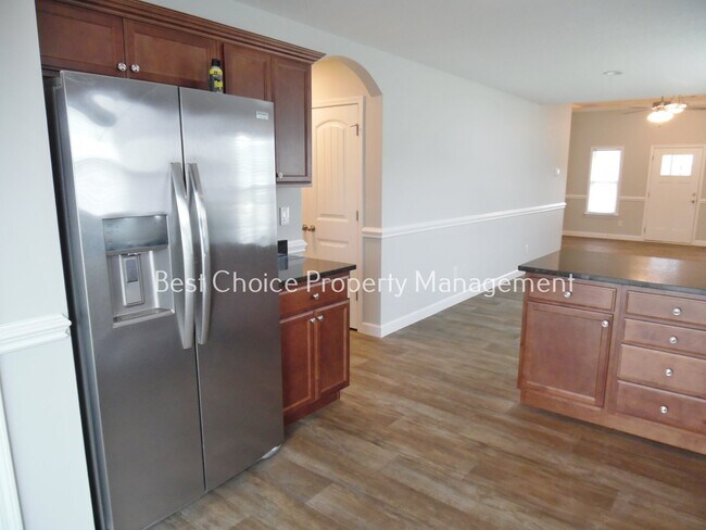 Building Photo - 1386 Romany Ct