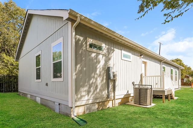 Building Photo - 2003 E Overton Rd