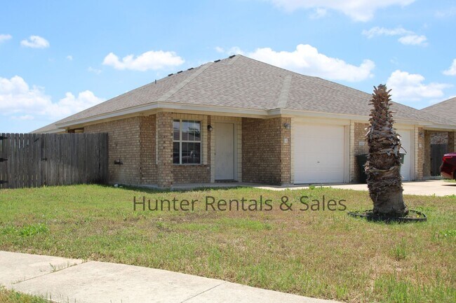 Building Photo - 1502 Golden Eagle Ct
