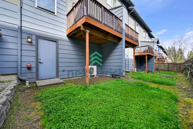 Building Photo - 3 Bed and 3 Bath Single Family Home is Available for Rent!