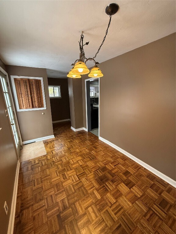 Building Photo - 113 Sherwood Ave