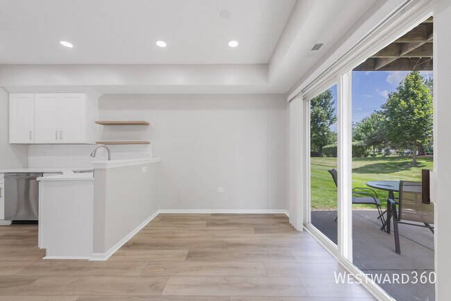 Building Photo - 24821 Gates Ct