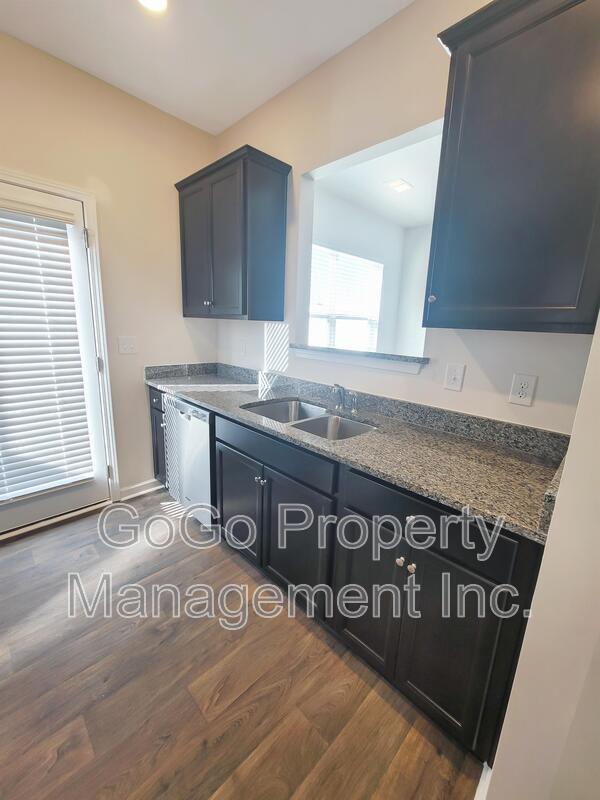 Building Photo - 1355 Wunder Way