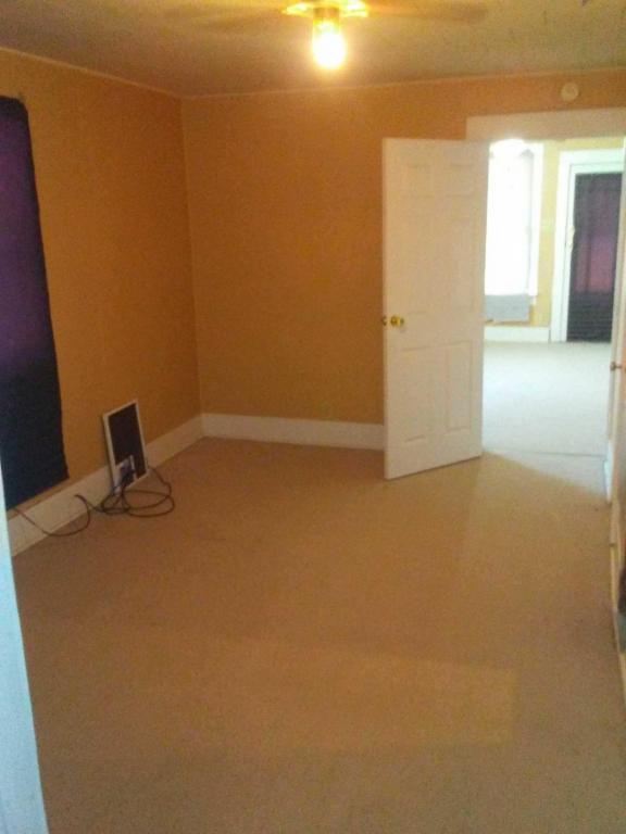 Building Photo - 308 S. Gramham Apt. 1