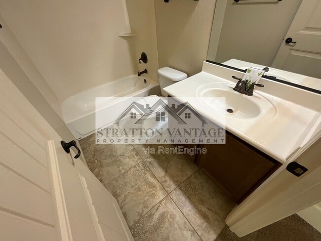 Building Photo - 4709 E Portola Valley Dr