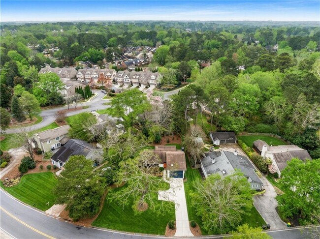 Building Photo - 1217 Fairfield Drive