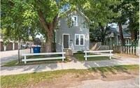 Building Photo - For Rent: Cozy and Adorable 2-Bedroom / 1-...