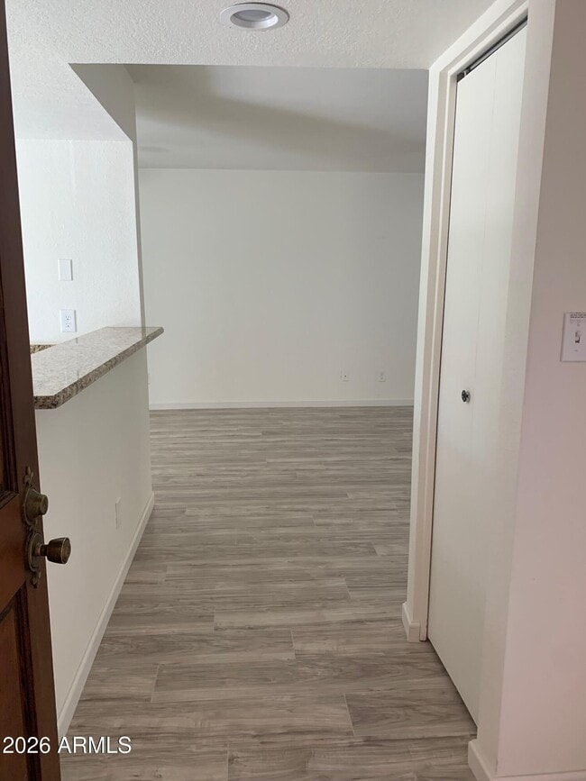 Building Photo - 9445 N 94th Pl