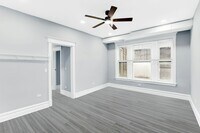 Building Photo - 5341 S Indiana Ave