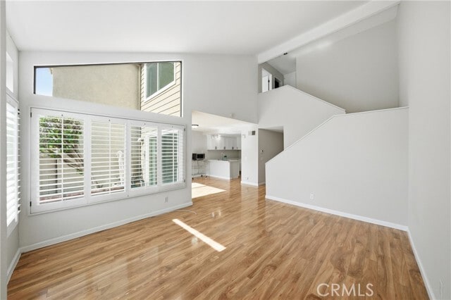 Building Photo - 337 Deerfield Ave