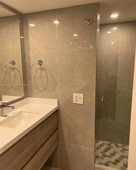 Building Photo - 1717 N Bayshore Dr