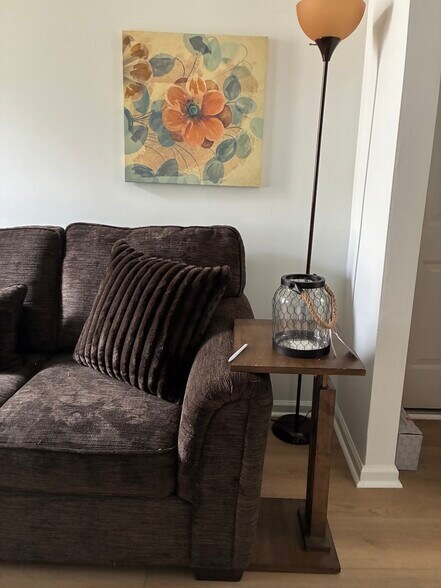 Building Photo - 4633 Drum Point Ln