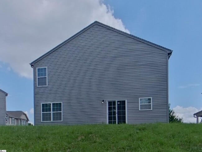 Building Photo - 117 Prairie Wolf Run